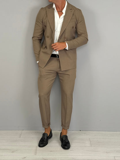 TRAJE LLAMAS