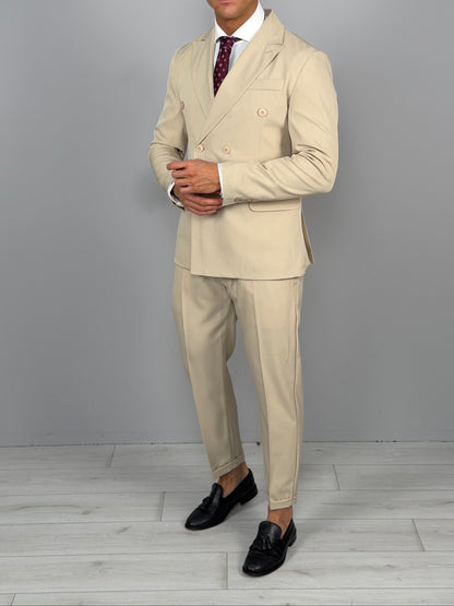 TRAJE LLAMAS